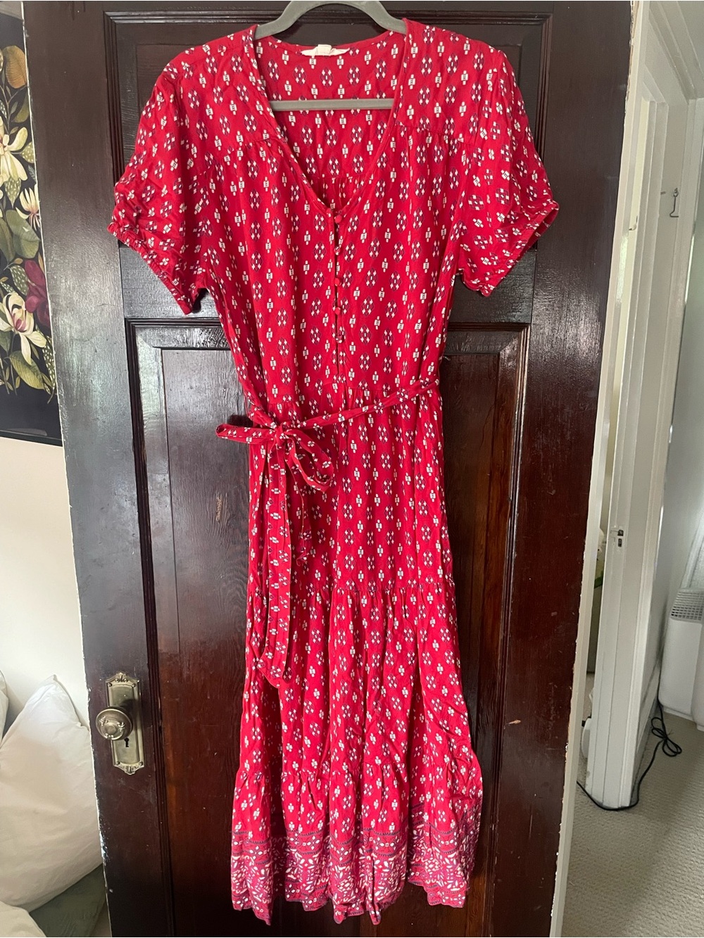 Red Printed Tie-Waist V-Neck Midi Dress